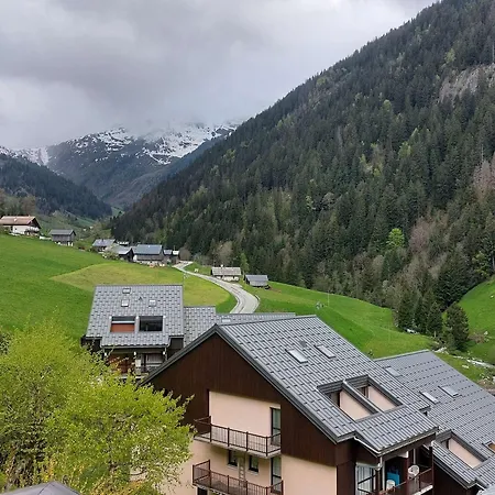Duplex Cosy Pour 5/6 Pers. A Areches-beaufort, Ski-in/ski-out - Fr-1-342-326 Apartment *