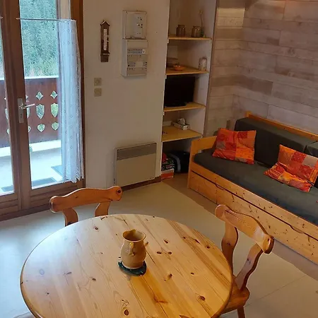 Apartment Duplex Cosy Pour 5/6 Pers. A Areches-beaufort, Ski-in/ski-out - Fr-1-342-326 *